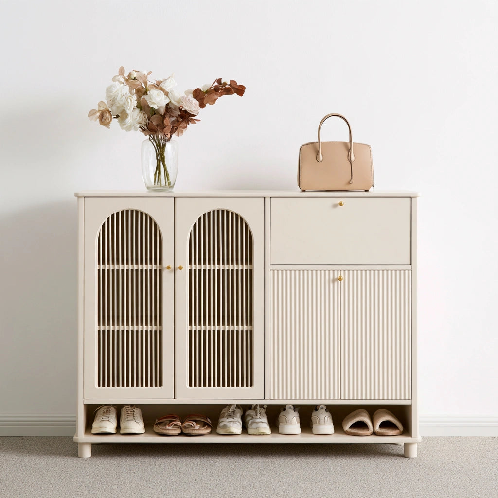 Meuble à chaussures en bois, coloris blanc cassé et beige clair